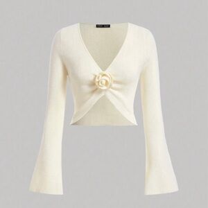 Cream V-Neck Sweater with Floral Accent